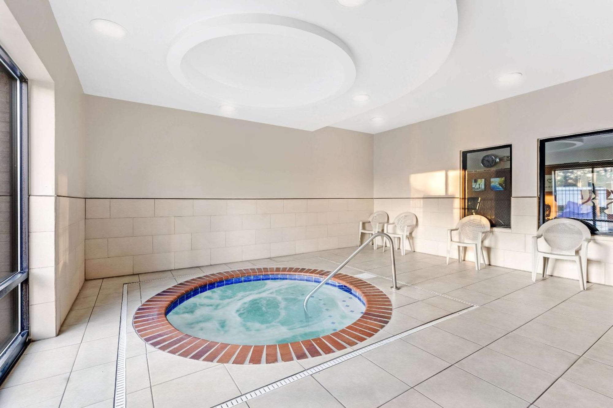 מורפריסבורו Comfort Suites מראה חיצוני תמונה