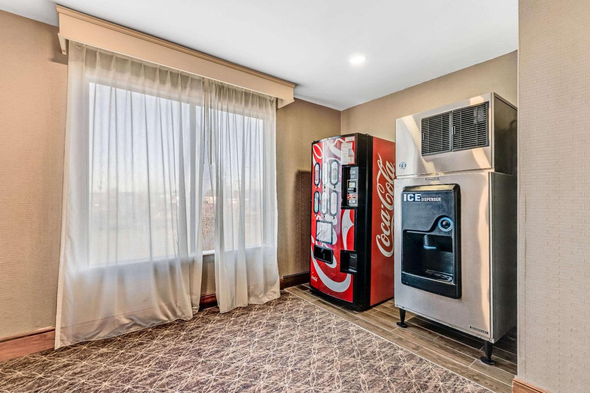 מורפריסבורו Comfort Suites מראה חיצוני תמונה